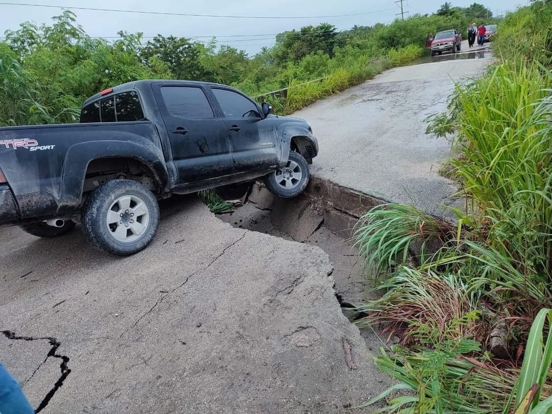 Secretaría de Obras Públicas minimiza alerta de colapso de un puente en Candelaria, Campeche