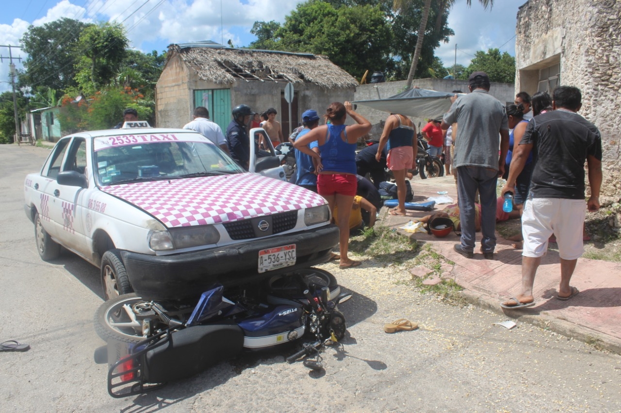 Mujeres resultan heridas tras ser atropelladas por un taxista en Tizimín