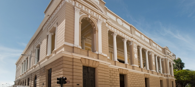 Peligra remodelación del teatro Peón Contreras en Mérida