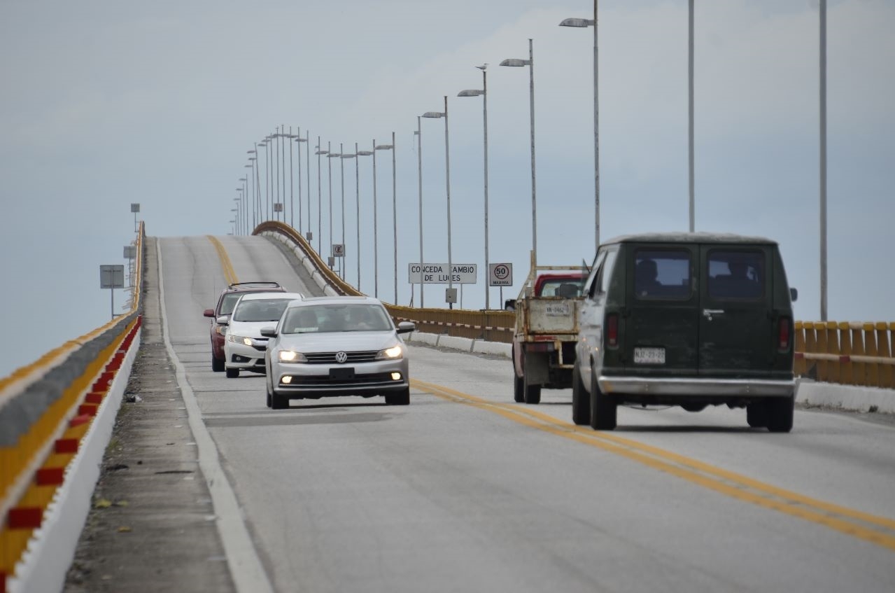Puente de El Zacatal; punto de recuperación de vehículos robados en Campeche y Yucatán