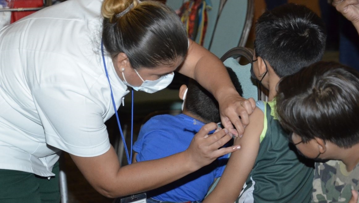 Inicia jornada de vacunación para niños de 5 a 11 años en Ciudad del Carmen
