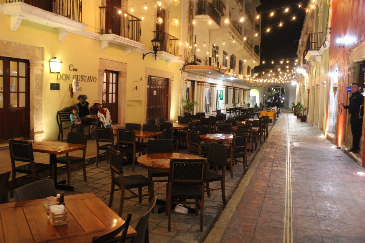 Reportan baja movilidad en la calle 59, principal corredor turístico de Campeche