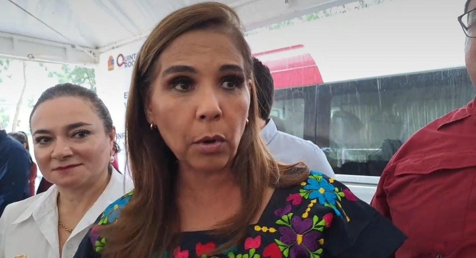 Mara Lezama evita cuestionamientos sobre conflicto entre taxistas de Cancún y Uber