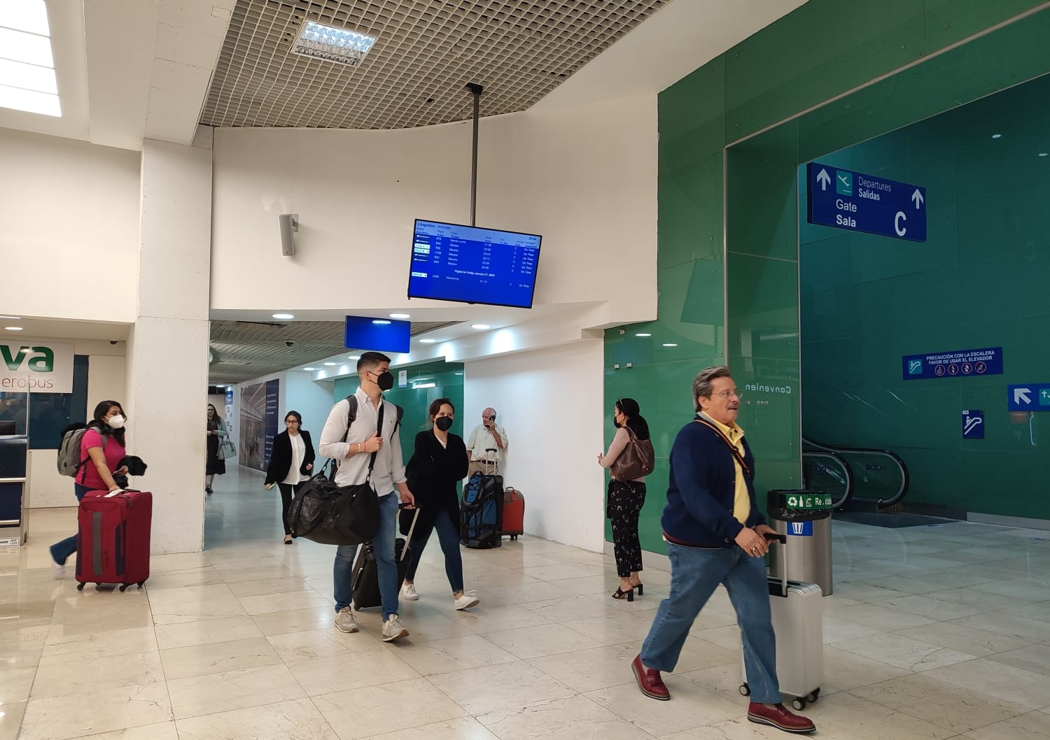 Aeropuerto de Mérida cierra sin novedad operación nocturna