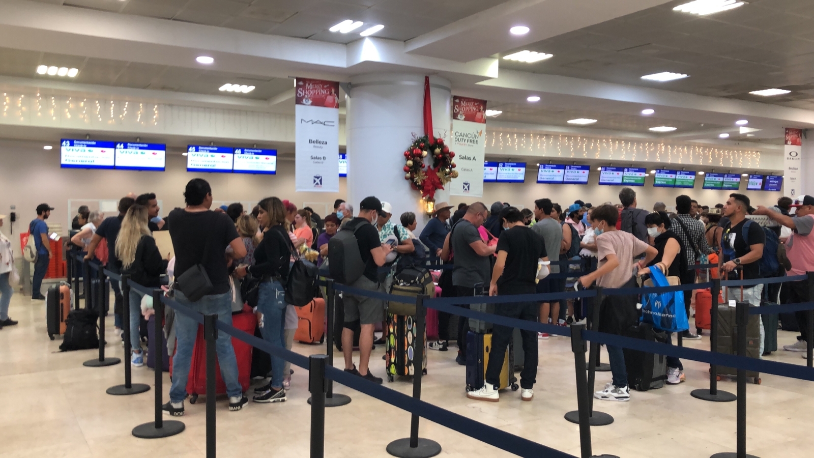 Captura de Ovidio Guzmán afecta vuelos en el aeropuerto de Cancún: EN VIVO
