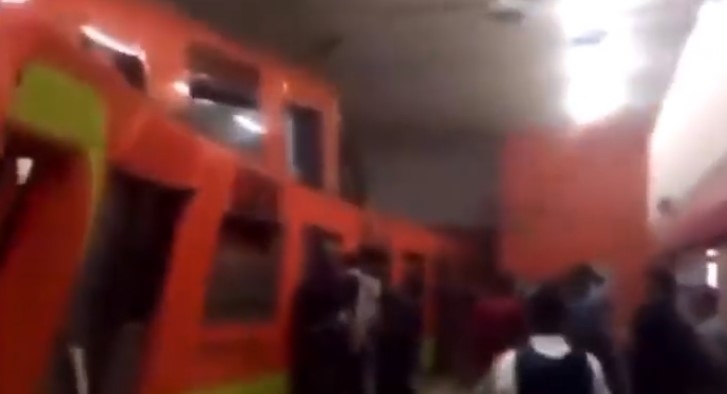 Permanecen 21 personas hospitalizadas tras choque en Línea 3 del Metro