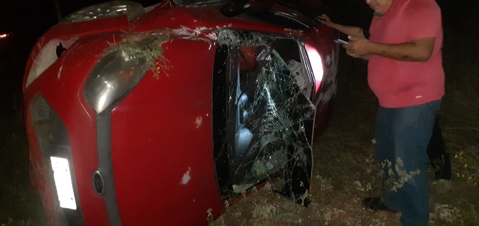 Conductor pierde el control y causa accidente en la carretera Mérida-Motul