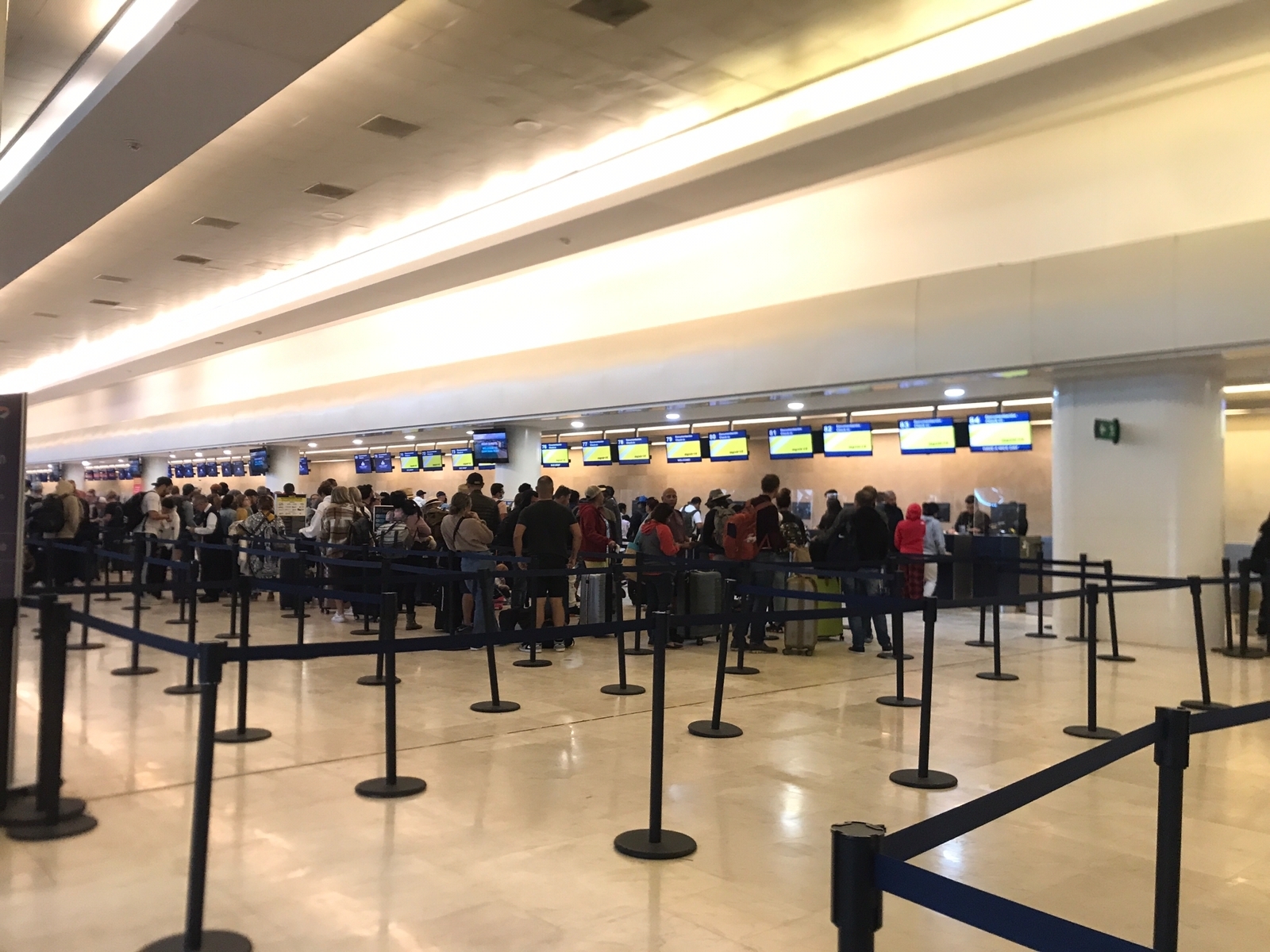 Aeropuerto Internacional de Cancún registra cuatro vuelos retrasados: EN VIVO