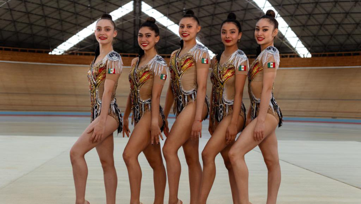Las gimnastas abordaron el primer vuelo de repatriación de mexicanos en Israel