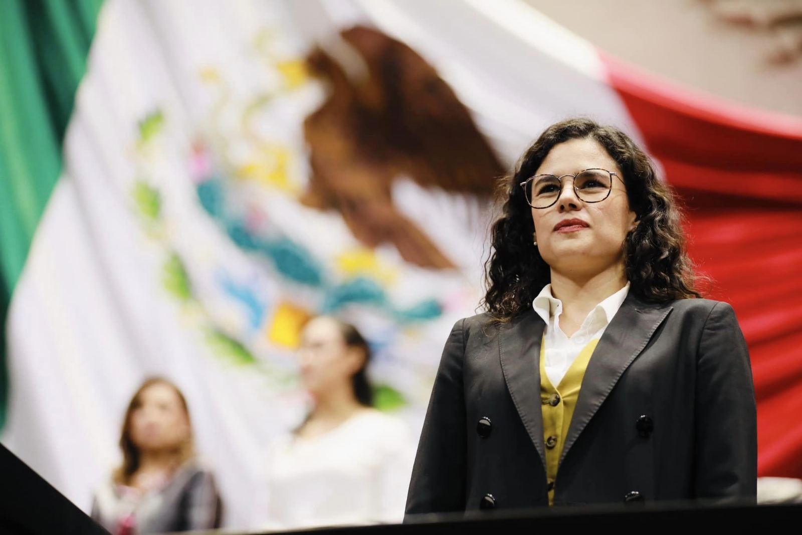 Luisa María Alcalde comparece ante el Senado y garantiza un 2024 sin fraude electoral