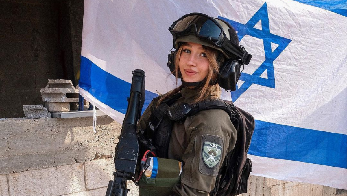 Modelo de OnlyFans se une al Ejército de su país en el conflicto entre Israel y Palestina