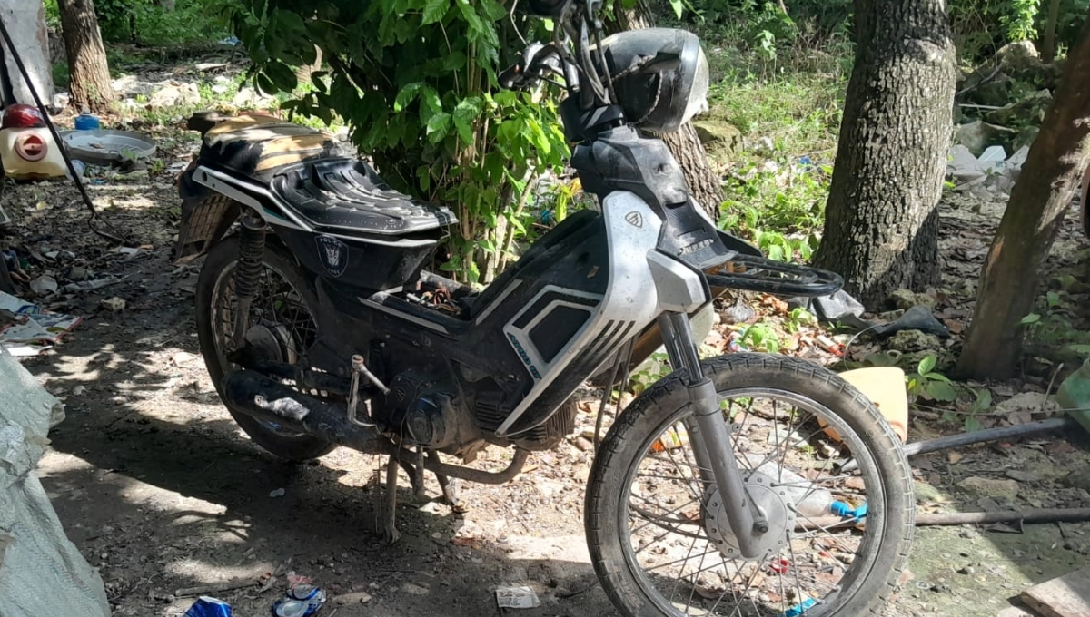 Fallo de motor frustra robo de una motocicleta en Escárcega