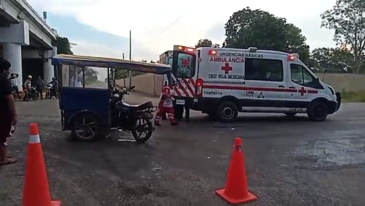 Volquete choca contra un mototaxi y deja dos lesionados en Calkiní