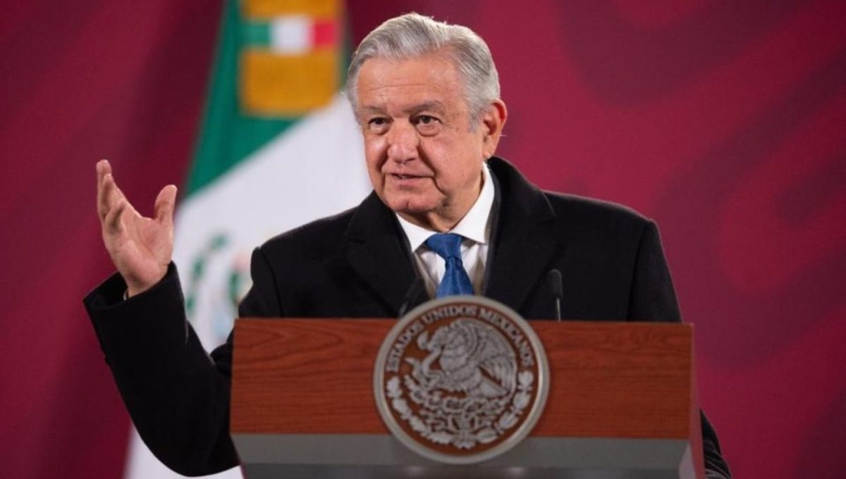 El presidente Andrés Manuel López Obrador encabeza la conferencia de este viernes 13 de octubre desde Palacio Nacional