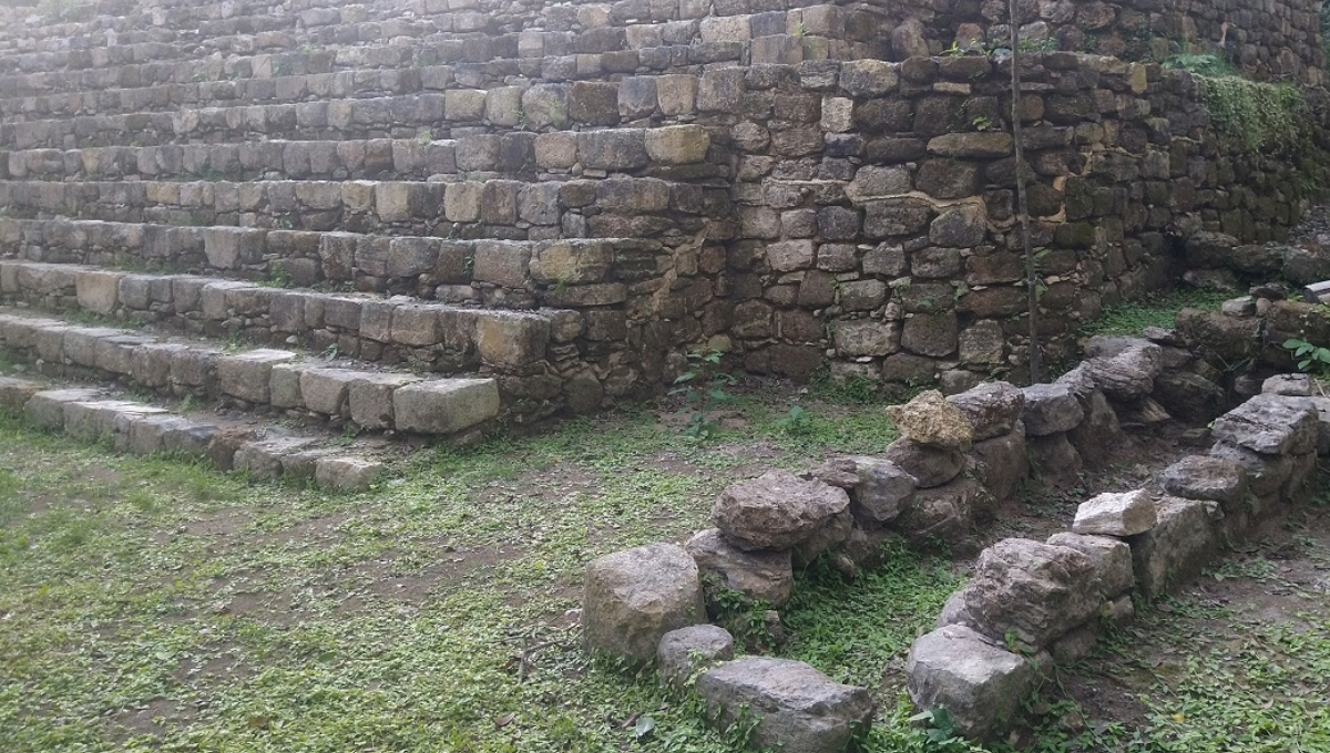 Este sitio aparentemente era el puerto de Chichén Itzá que mantenía el intercambio de mercancías con el centro de México