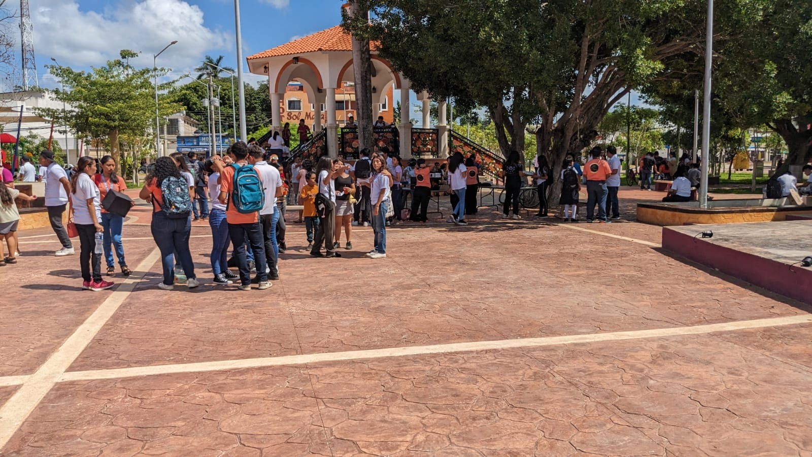 Se registra gran afluencia de personas en la Zona Maya de Quintana Roo
