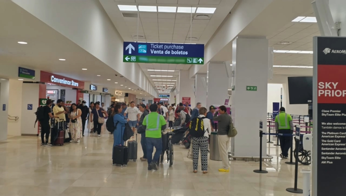 Aeropuerto de Mérida: United Airlines retrasa una hora vuelo con destino a Houston