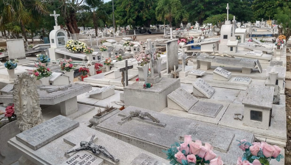 José Luis Chimal y José Benito, señalaron que en el cementerio existe un ambiente de paz y tranquilidad