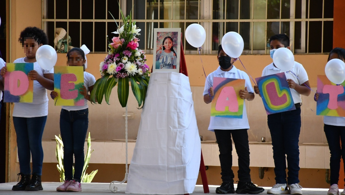 Despiden a 'Jade', niña que murió con síntomas de dengue en Campeche