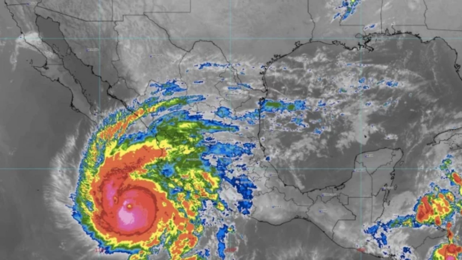 Huracán Norma se debilita a categoría 2 y afecta a estas entidades de México