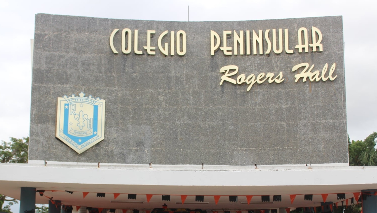 Autoridades atendieron el hecho en el colegio Rogers Hall de Mérida