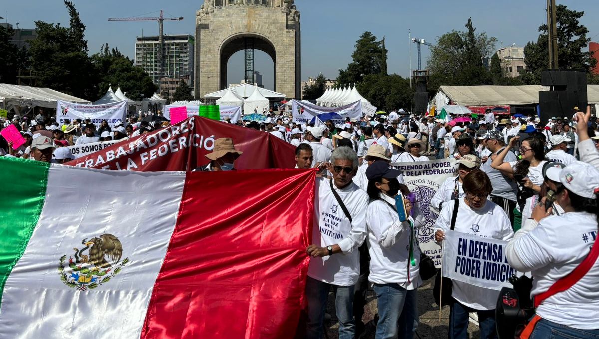 Trabajadores del Poder Judicial 'toman' las calles de la CDMX: EN VIVO