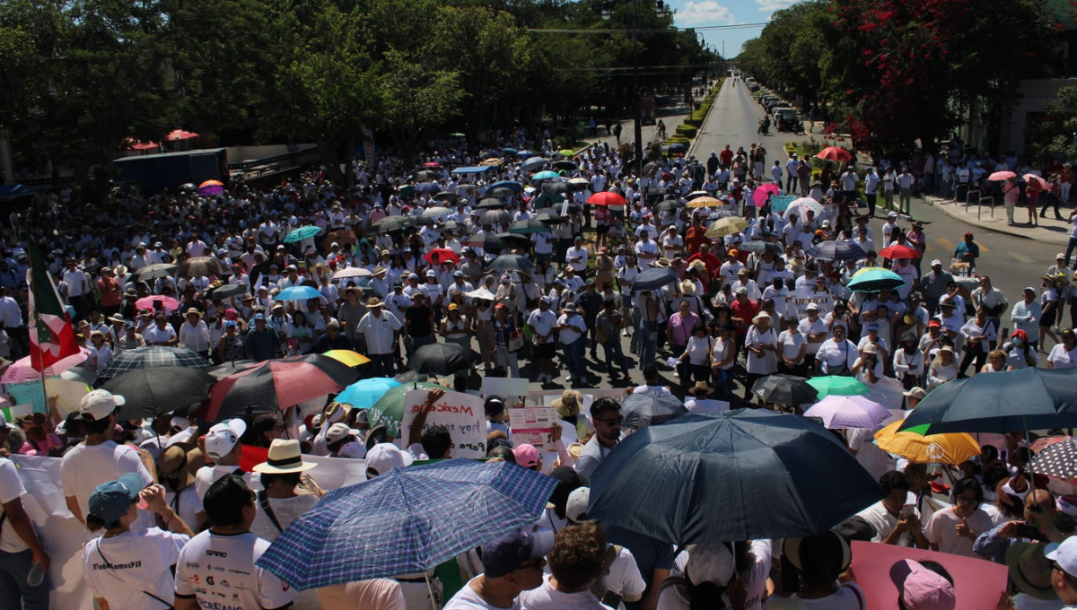 Trabajadores del Poder Judicial marcharon en Paseo de Montejo en Mérida