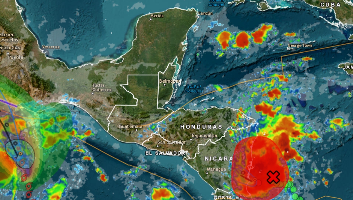 La Depresión Tropical Veintiuno se encuentra lejos de la Península de Yucatán
