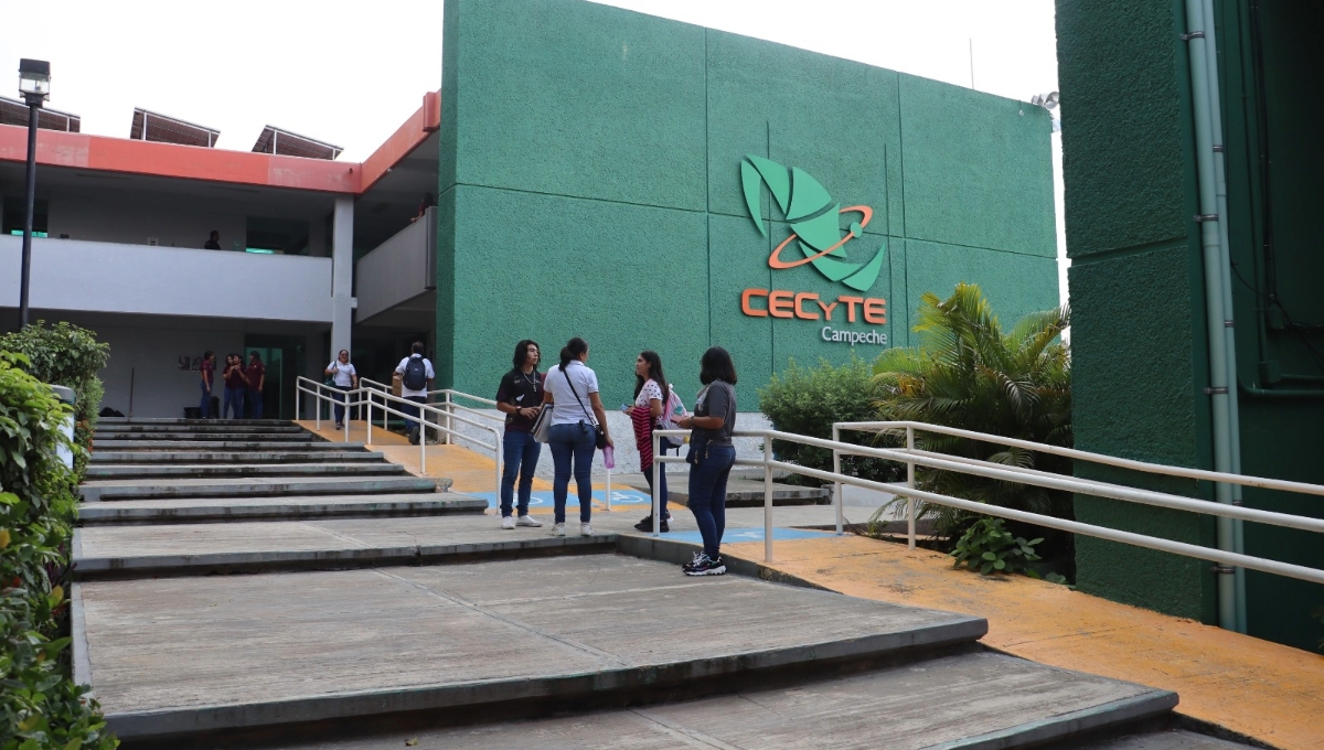 En Campeche, planteles del Cecytec registran cerca de 100 alumnos con síntomas de dengue