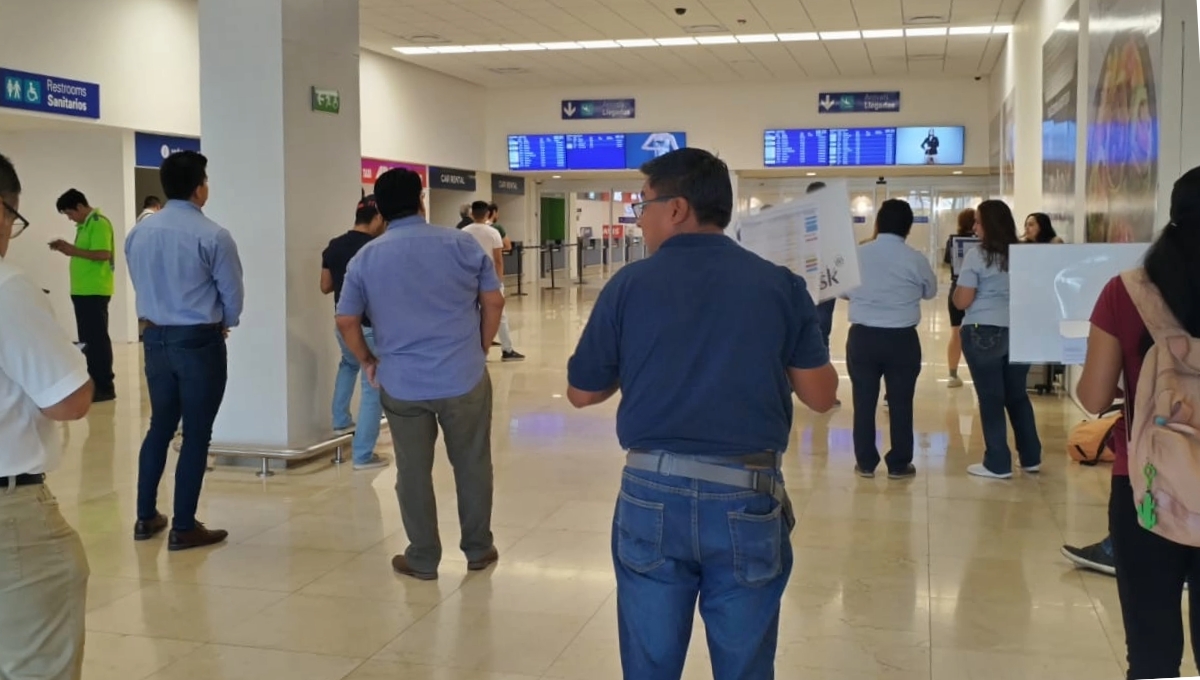Aeropuerto de Mérida: VivaAerobus deja varados a más de 100 pasajeros con destino a Guadalajara