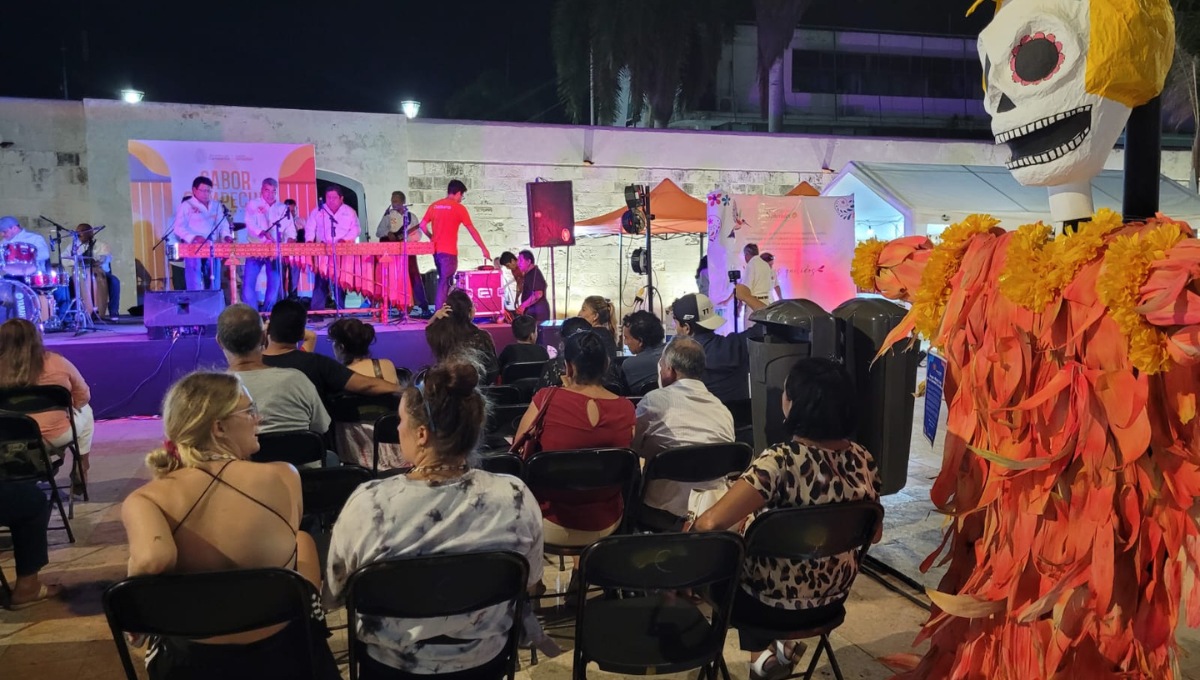 Festival de las Luces ilumina la Plaza Juan Carbó en Campeche: EN VIVO