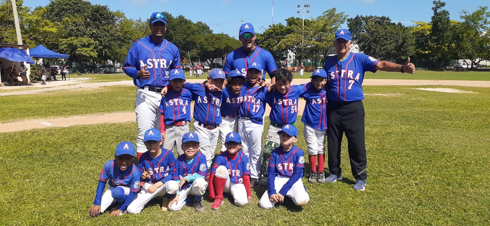Astros arrasan con los Navegantes y avanzan en la Liga de Béisbol “Vinicio Castilla” de Cancún