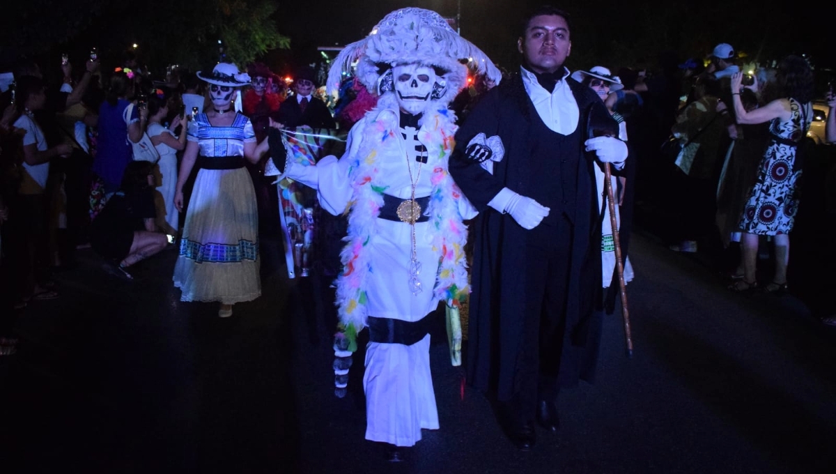 Desfile de Catrinas en el Paseo de Montejo, en Mérida, reúne más de 30 mil personas: FOTOS