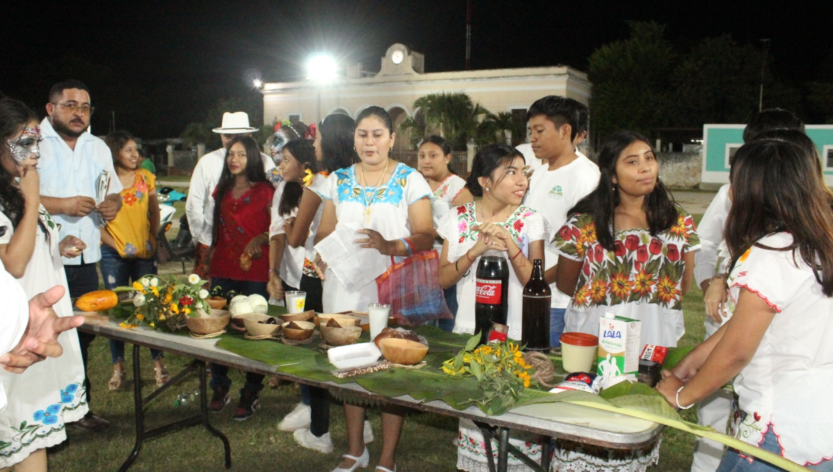 Yucatán: Economía causa la pérdida del tradicional Hanal Pixán en Suma de Hidalgo