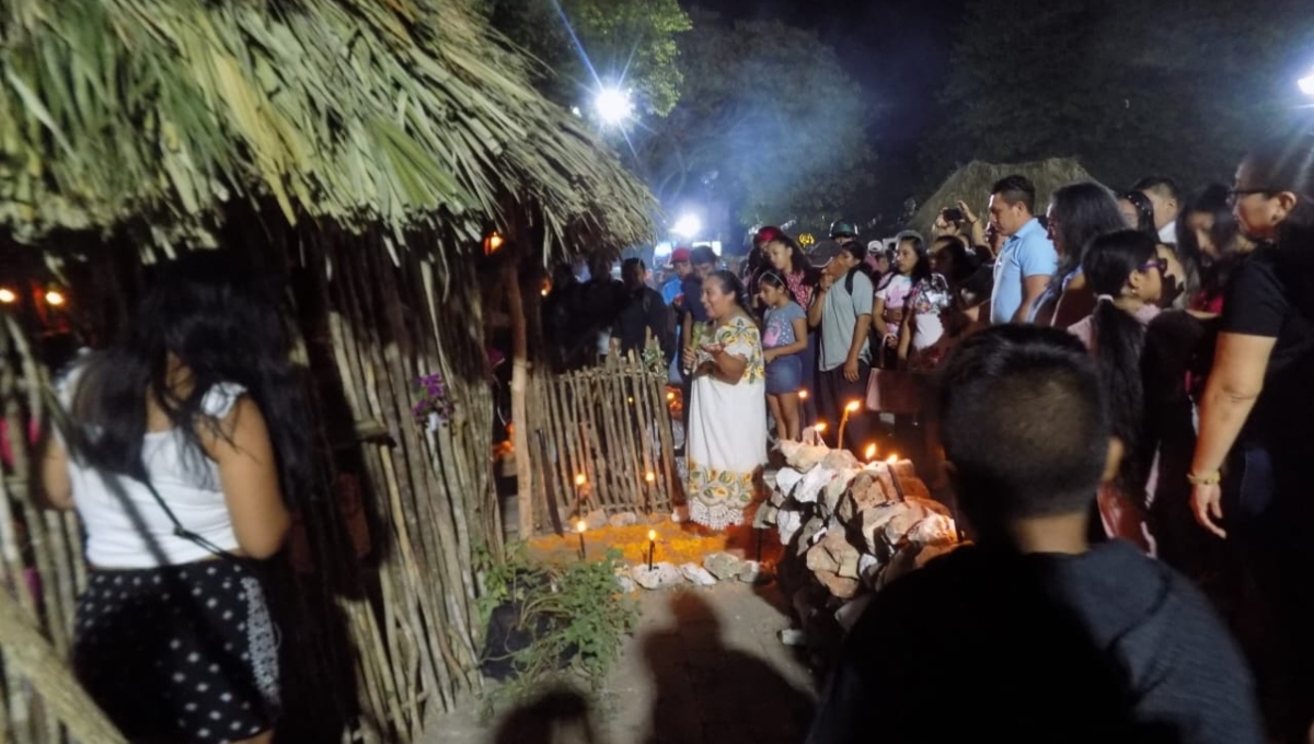 Así se vivió el concurso de altares de Hanal Pixán en Peto, Yucatán