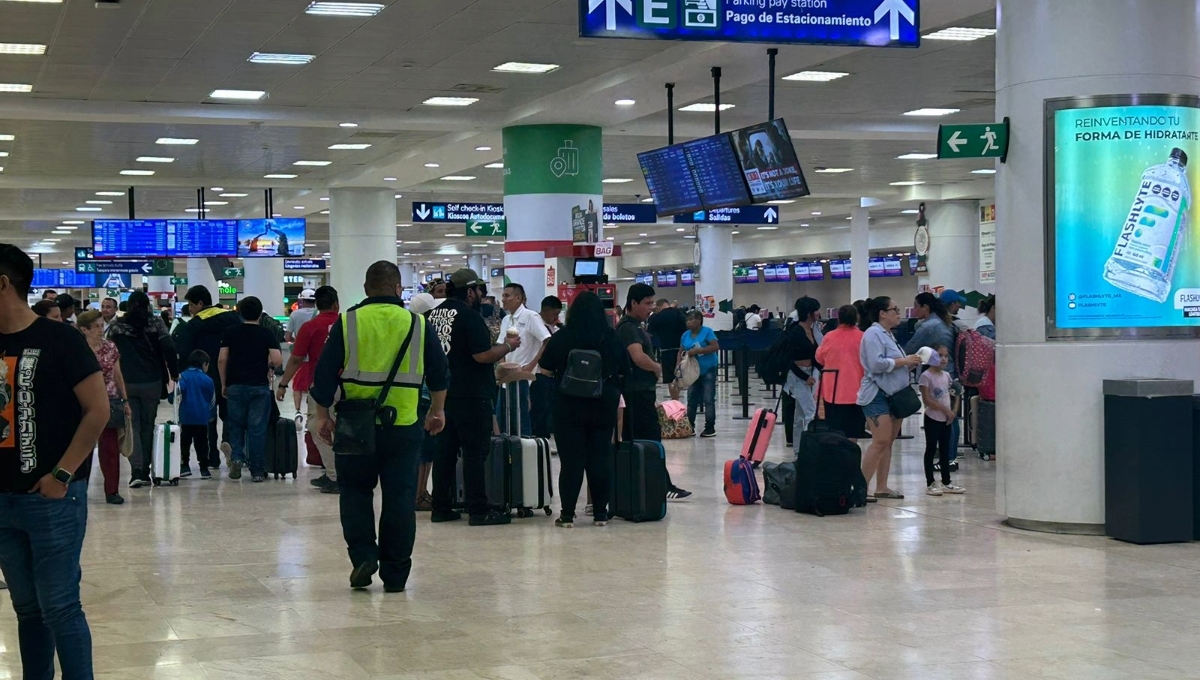 Aeropuerto de Cancún cancela cinco vuelos por falta de tripulación: EN VIVO
