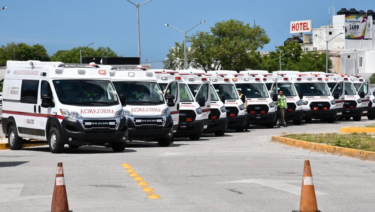 El Gobierno Federal entregó 12 ambulancias, además de 200 sillas de ruedas y 360 aparatos funcionales