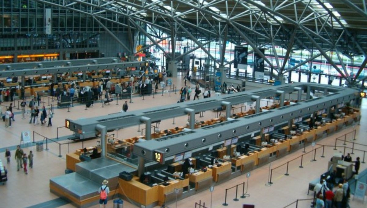 Aeropuerto de Hamburgo suspenden operaciones por amenaza de atentado