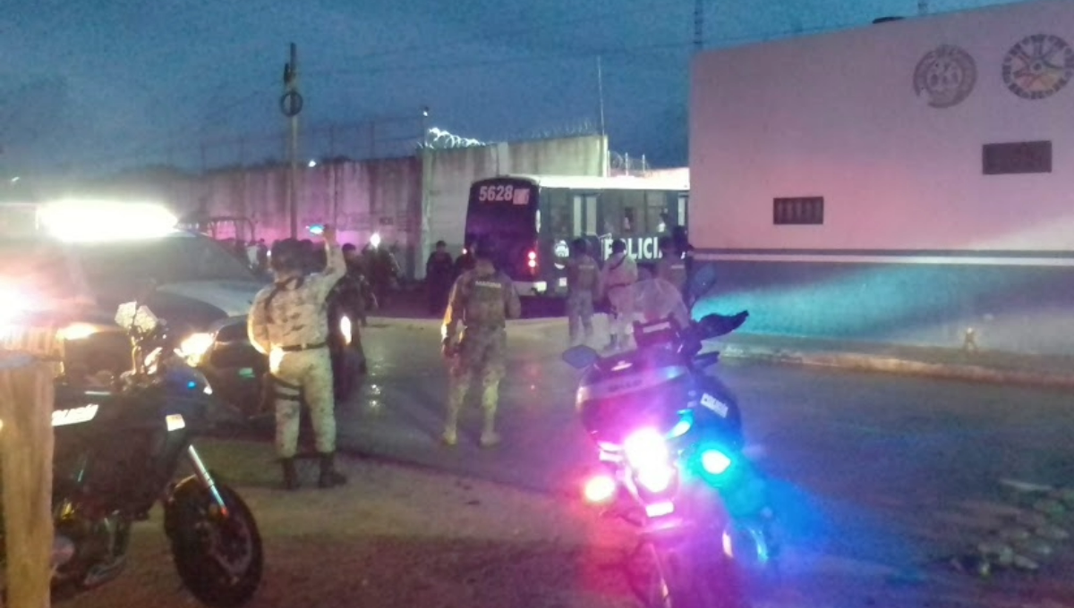 Trasladan a 50 reclusos del Cereso de Playa del Carmen luego de una riña que dejó dos muertos
