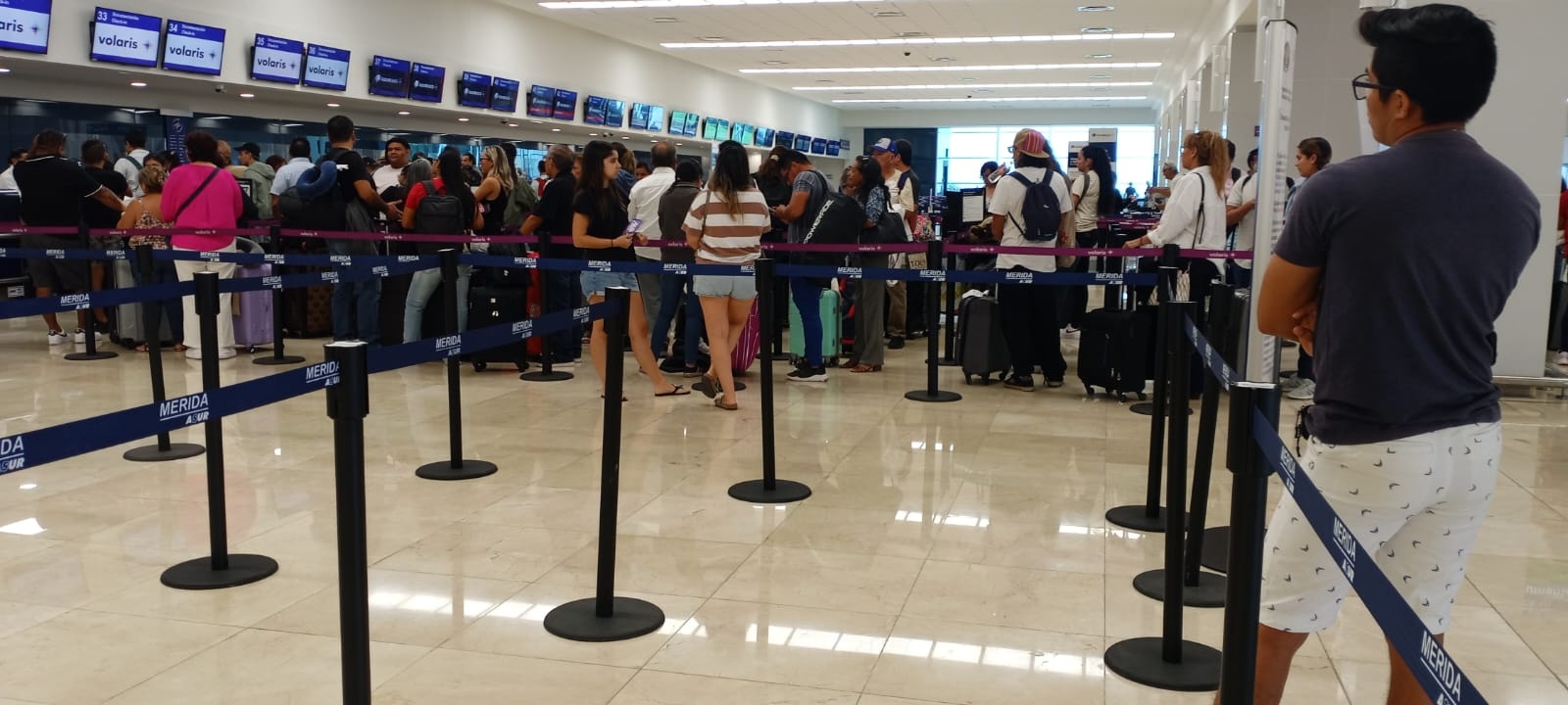 Se registra gran movilización de pasajeros en el aeropuerto de Mérida