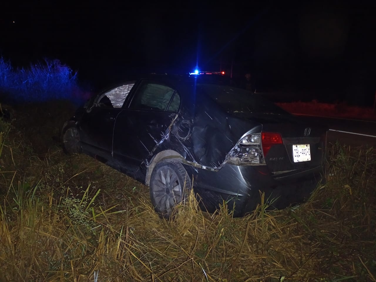 Automovilista sufre accidente vial sobre la carretera Tizimín-Mérida