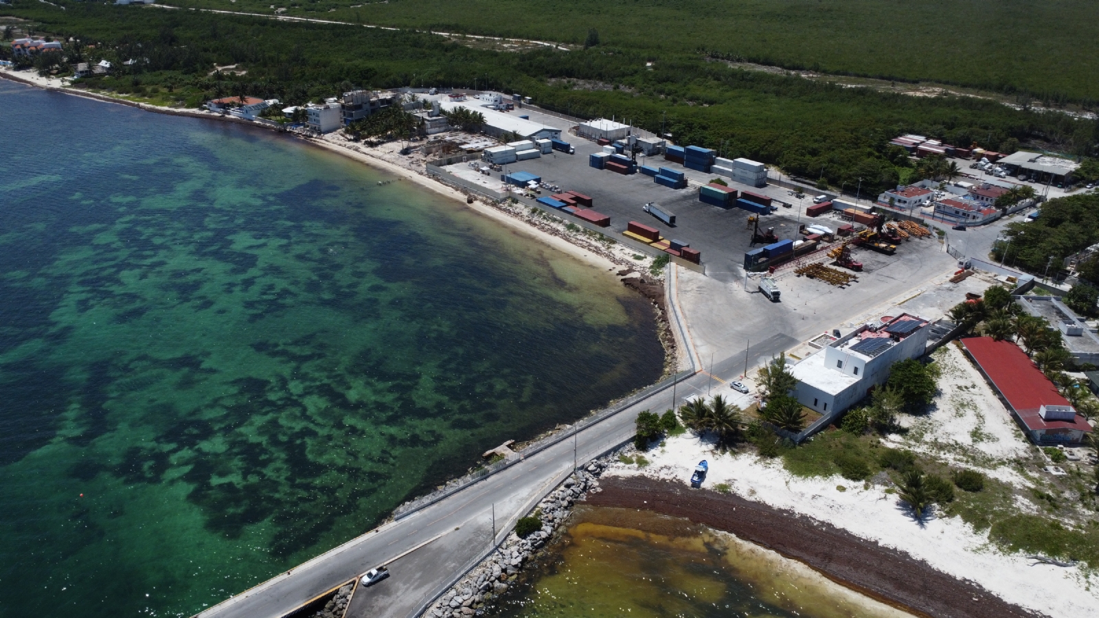 Turismo en Quintana Roo impulsa importaciones de más de 30 mil toneladas de productos: Apiqroo