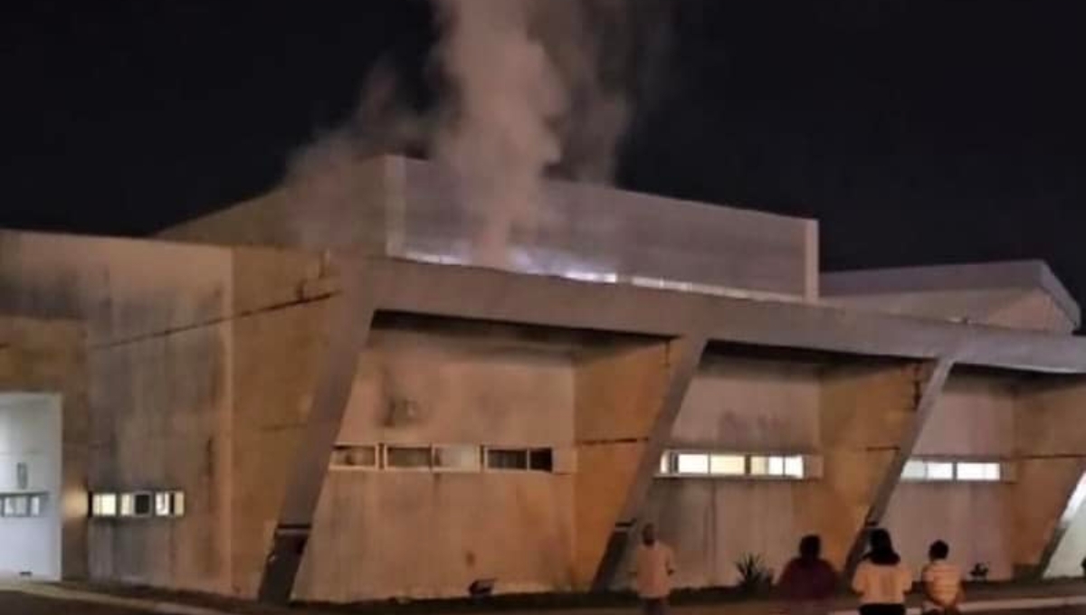 El humo saliendo del Hospital de Alta Especialidad de Mérida se debió a una liberación controlada del refrigerante