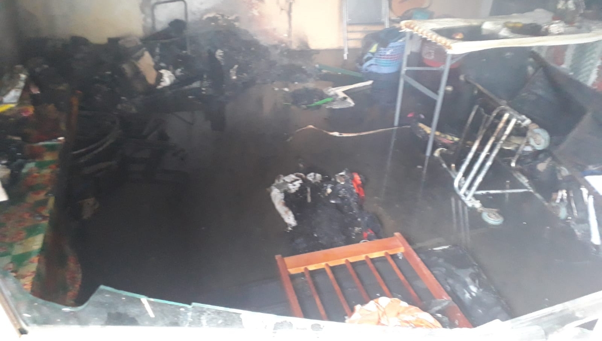 Veladora causa incendio de una casa en Hecelchakán