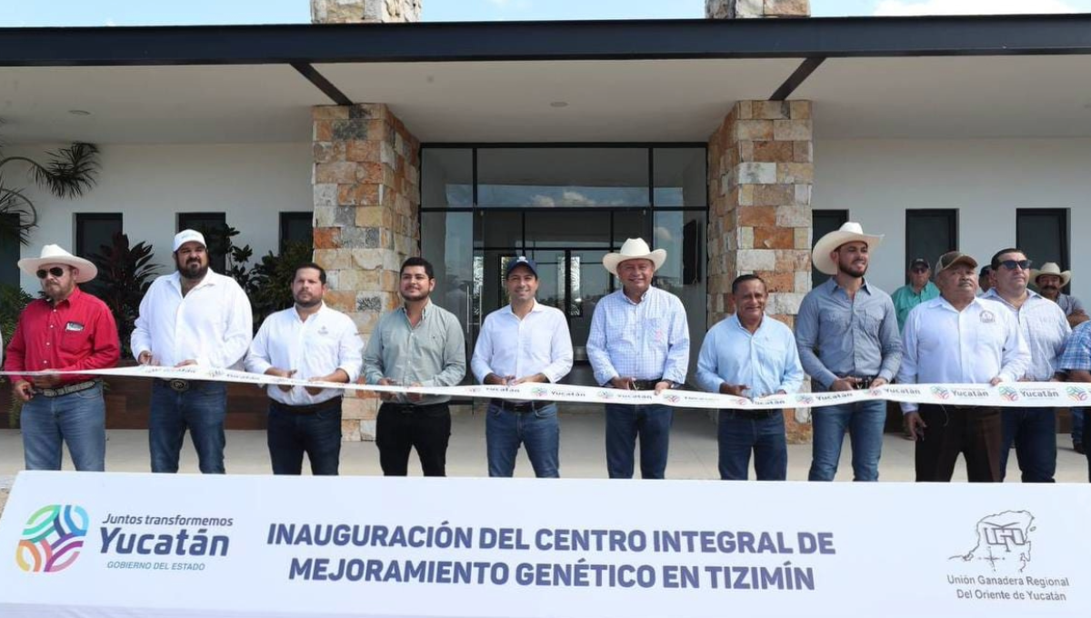 Inauguran recinto para la obtención y procesamiento de material genético de ganado en Tizimín