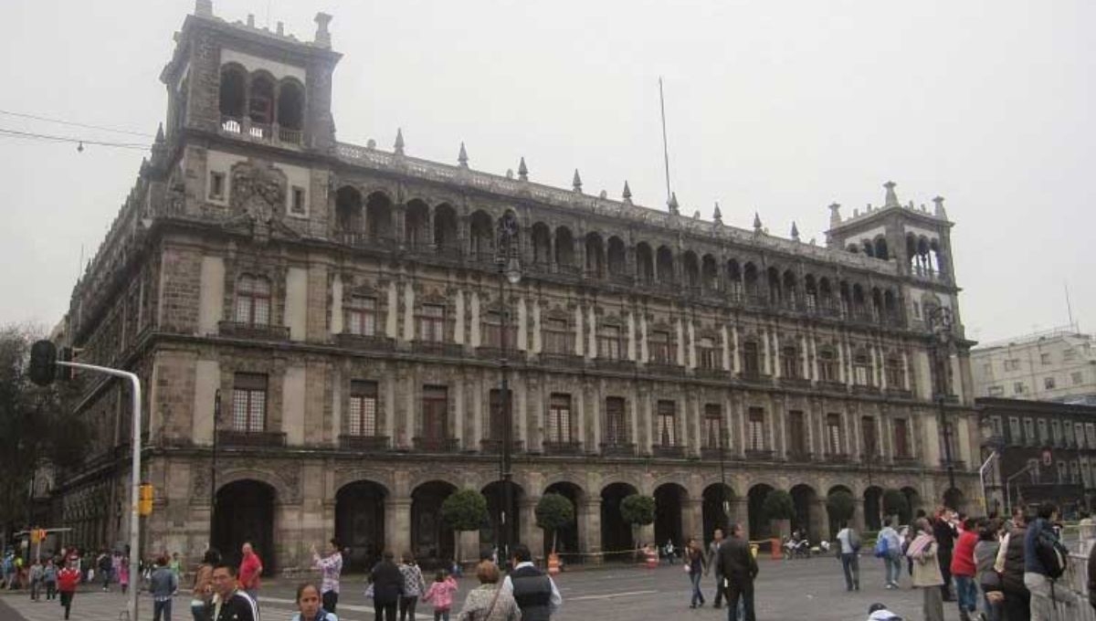 El Palacio del Ayuntamiento es desde donde despacha el Jefe de Goibierno de la Ciudad de México.