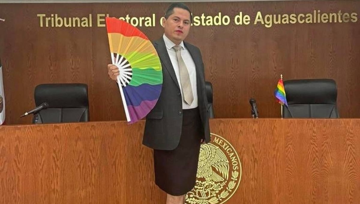 Le Magistrade Jesús Ociel Baena Saucedo se definía como una persona no binaria