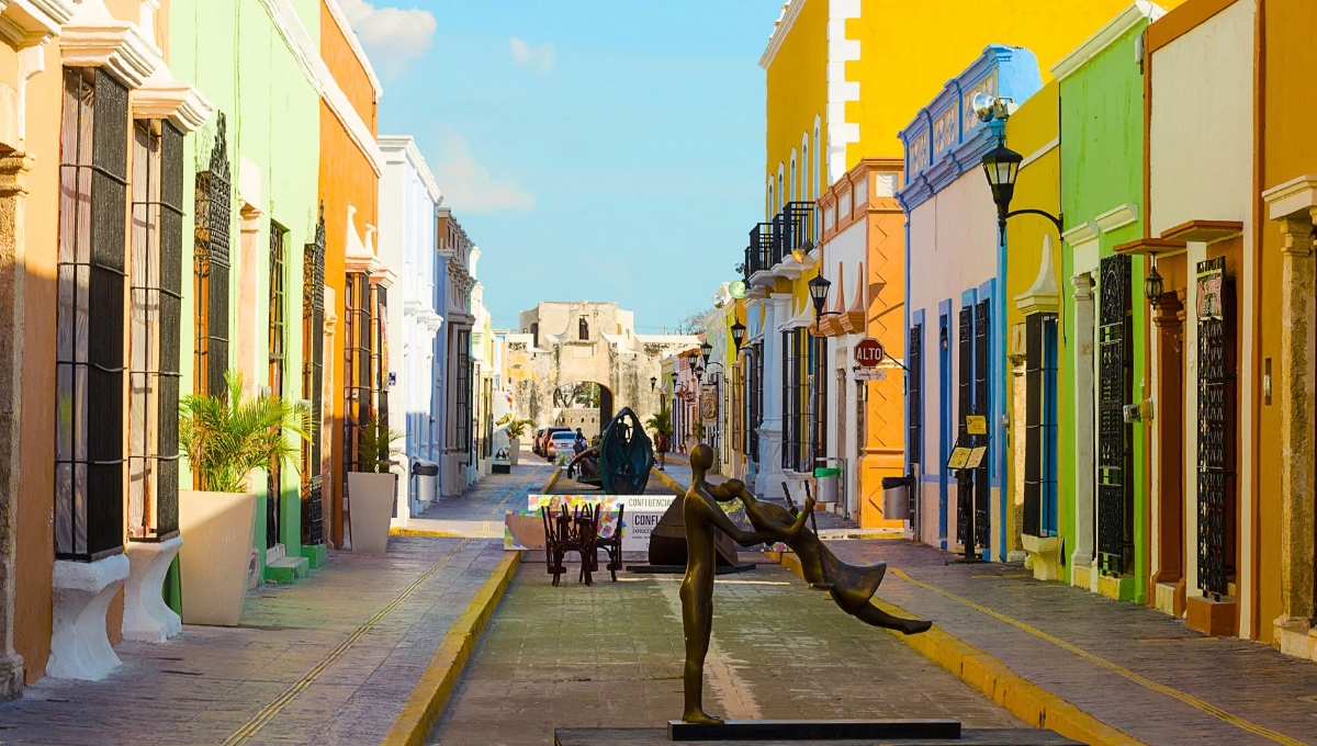 San Francisco de Campeche es la capital del estado del mismo nombre ubicado en la Península de Yucatán