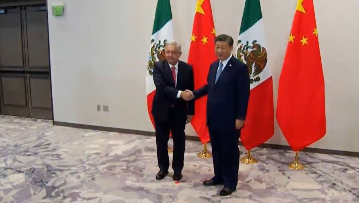 Andrés Manuel López Obrador sostiene una reunión con el Presidente de China, Xi Jinping en su visita a San Francisco, Estados Unidos