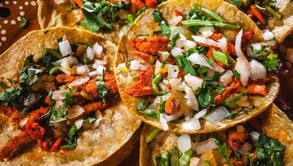 Los tacos al pastor es uno de los platillos más representativos de la gastronomía mexicana